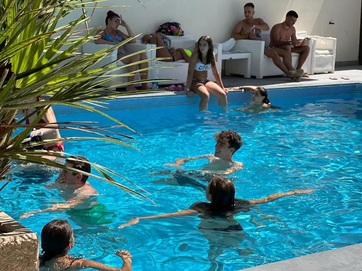 Hotel Ardea Риччоне Екстер'єр фото
