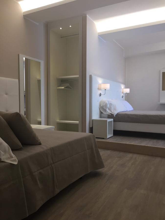 Hotel Ardea Риччоне Екстер'єр фото